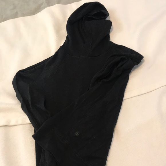 Women’s lululemon hoodie - Picture 1 of 2